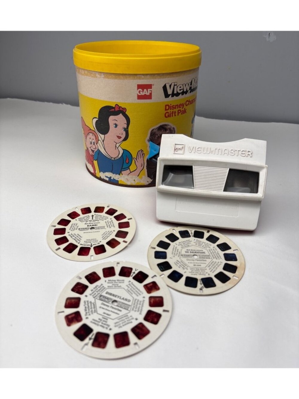 GAF View-Master Disney Gift Pak Viewer & 3 Reel Sets Bambi Disneyland 1970s
